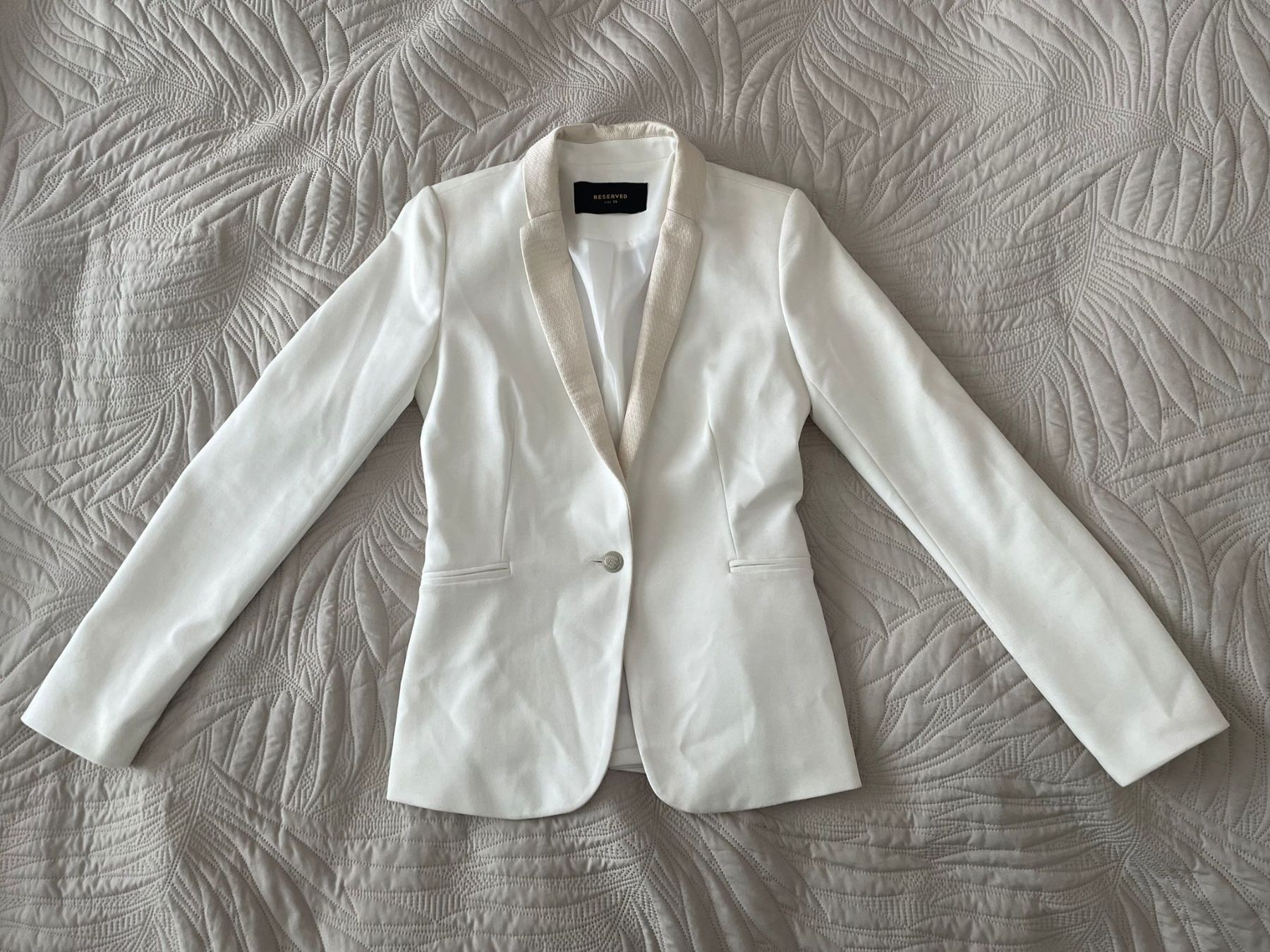 Jacken: Slim fit Blazer, Ecru, Gr. 36 – Gebraucht aus Winterthur von GrobyK 2