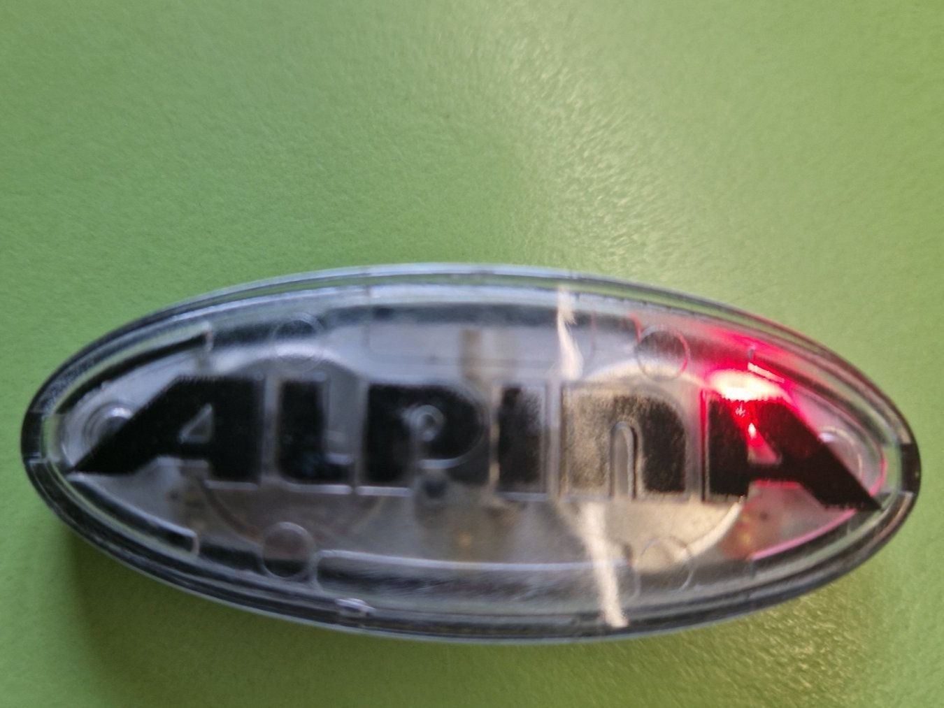 Caschi: Velohelm Licht Alpina – Nuovo (secondo la descrizione) da Erlenbach im Simmental venduto da laska31 2