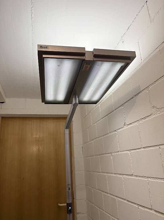 Lampade: Waldmann Stehlampe, Top Zustand – Usato da Werdenberg venduto da shr_q826 3