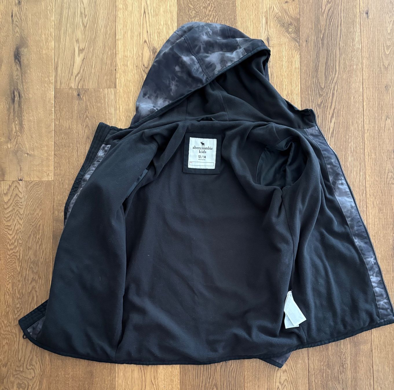 Abercrombie Jacken & Mäntel: Blouson garçon taille 13-14 ans – Gebraucht aus Prilly von Adrianacometti 4