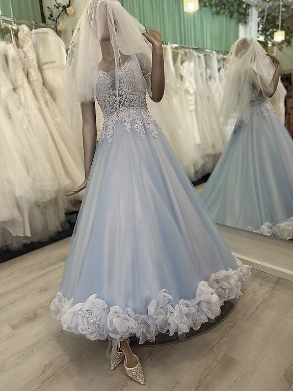 Vestiti: Elegantes Brautkleid  – Usato da Baden venduto da mih_kn89 2