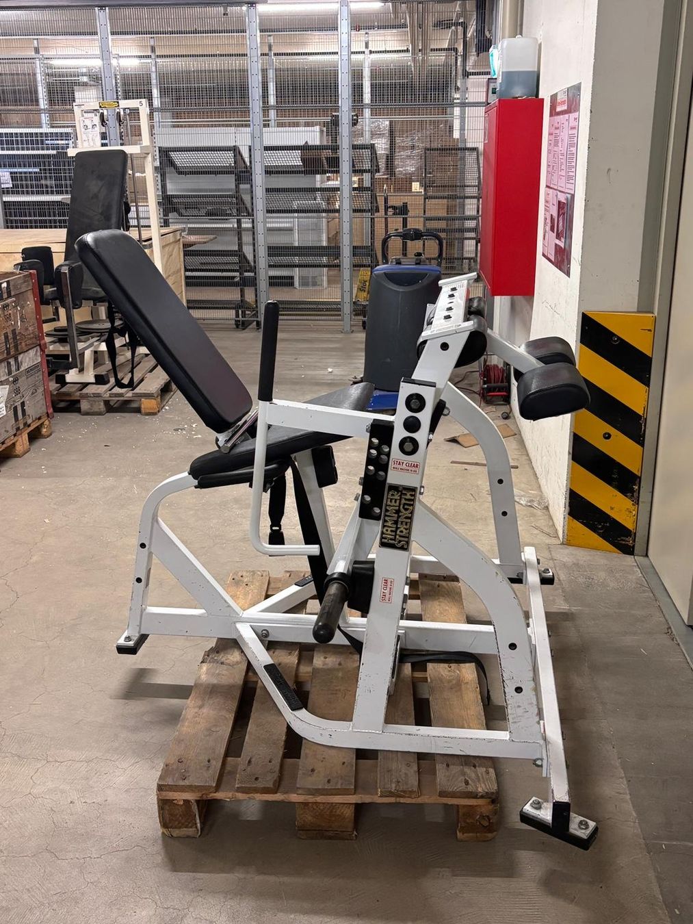 Hometrainer: Occasion Hammer Strength Seated Leg Curl – Usato da Liestal venduto da FitCom 1
