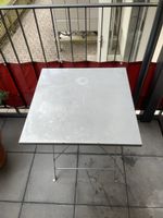 Balkontisch aus Metall