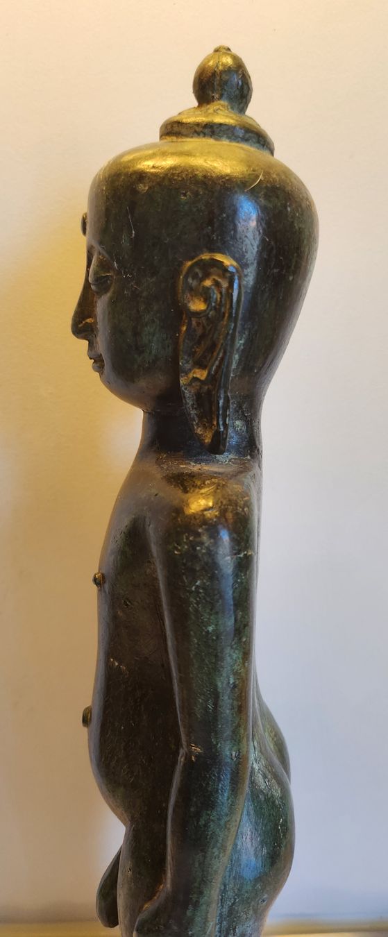 Sculture & Statue: Alte stehende Buddha Skulptur Asien – Usato da Zürich venduto da BAENZERINO 6