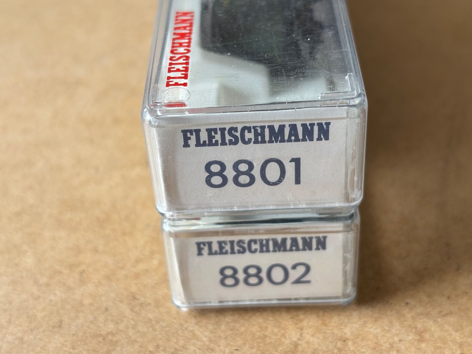 Fleischmann Modelleisenbahnen: 2x Fleischmann 8801-8802 Personenwagen – Neu und originalverpackt aus Hauterive NE von eriamch 4