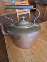 théière anglaise en cuivre
