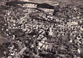 Laufen BL // Flugaufnahme 2, circa 1960 // Papeterie