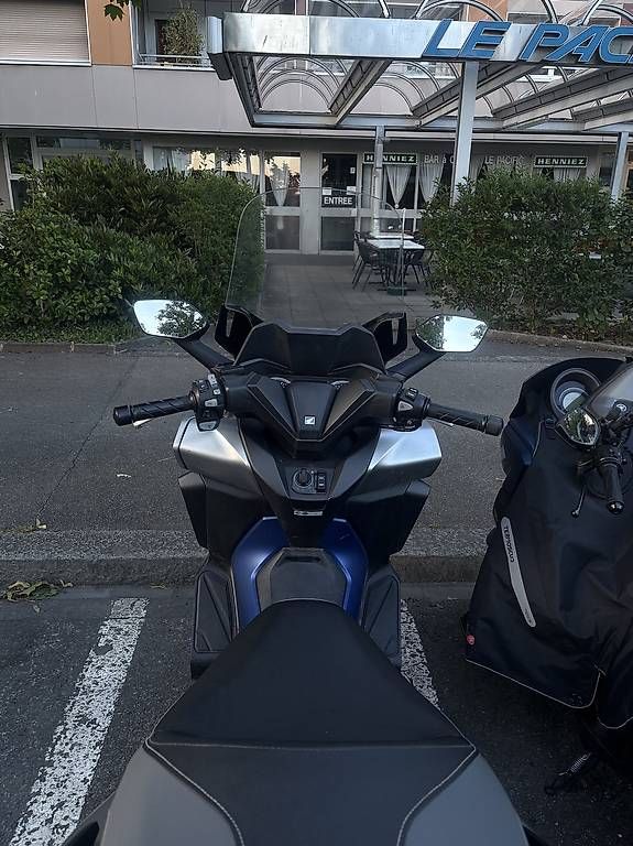 Honda Scooter: Honda Forza 125  2019 – Usato da Lausanne venduto da dyl_xzn7