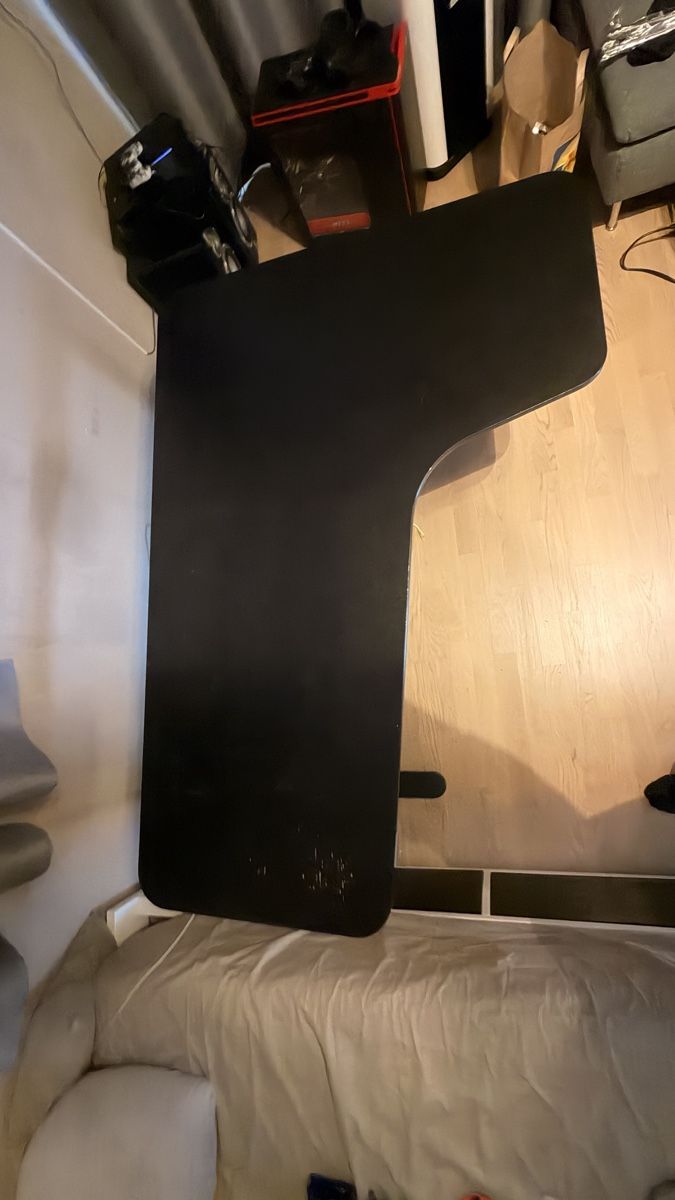 Ikea Schreibtische: Elektrischer Tisch – Gebraucht aus Schaffhausen von Keanu__I 1