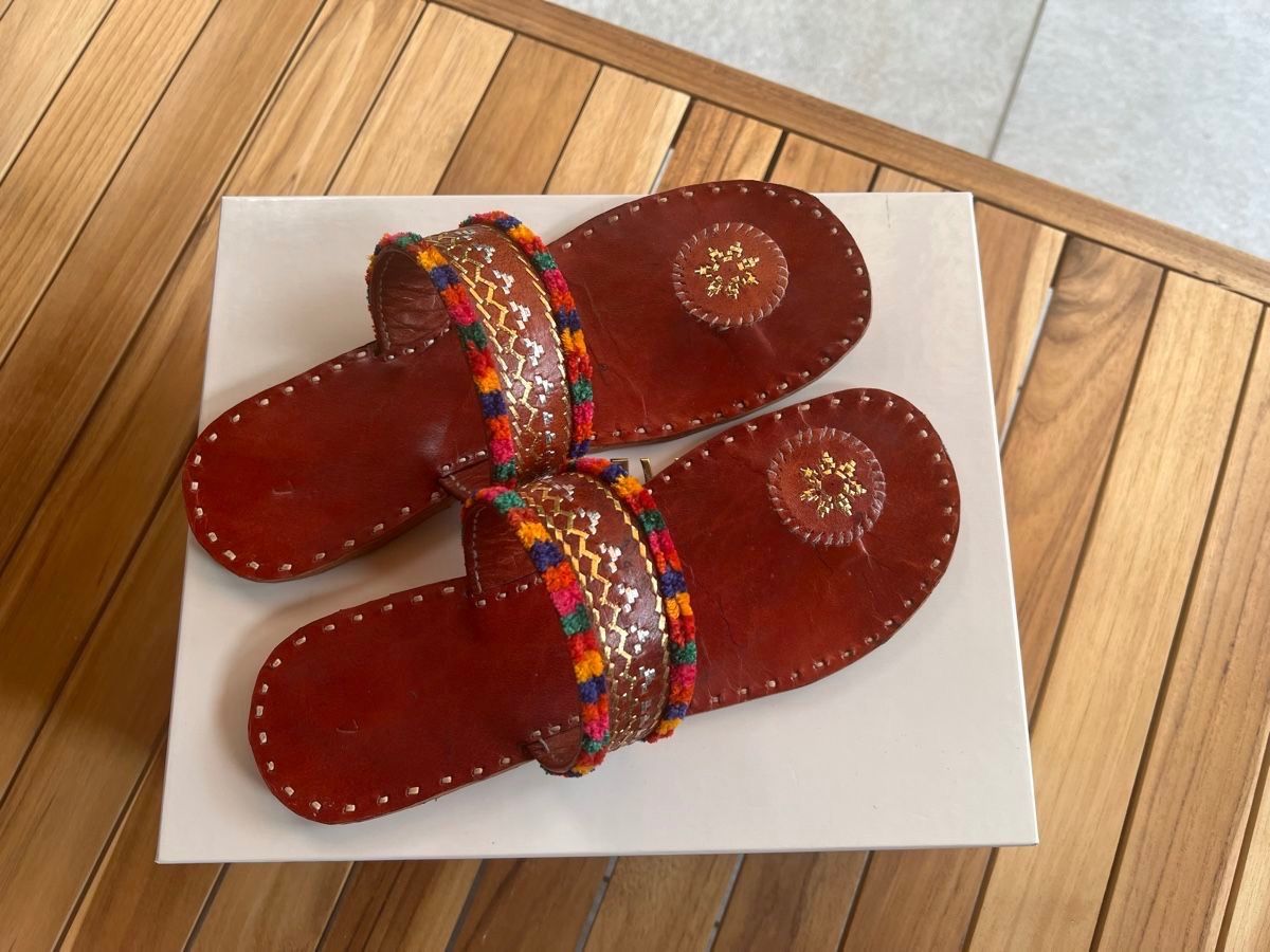 Damenschuhe: Authentic Nepalese Sandals – Gebraucht aus Ponte Capriasca von lev002s