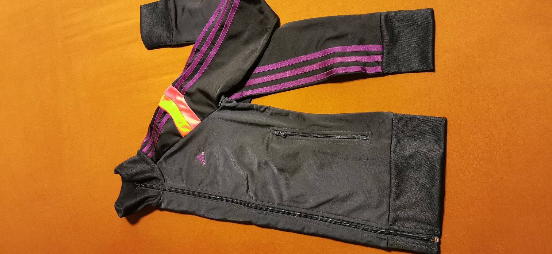 Adidas Giacche: ADIDAS Jacke dunkelblau Gr XS – Nuovo (secondo la descrizione) da St. Niklaus VS venduto da Distel60 5