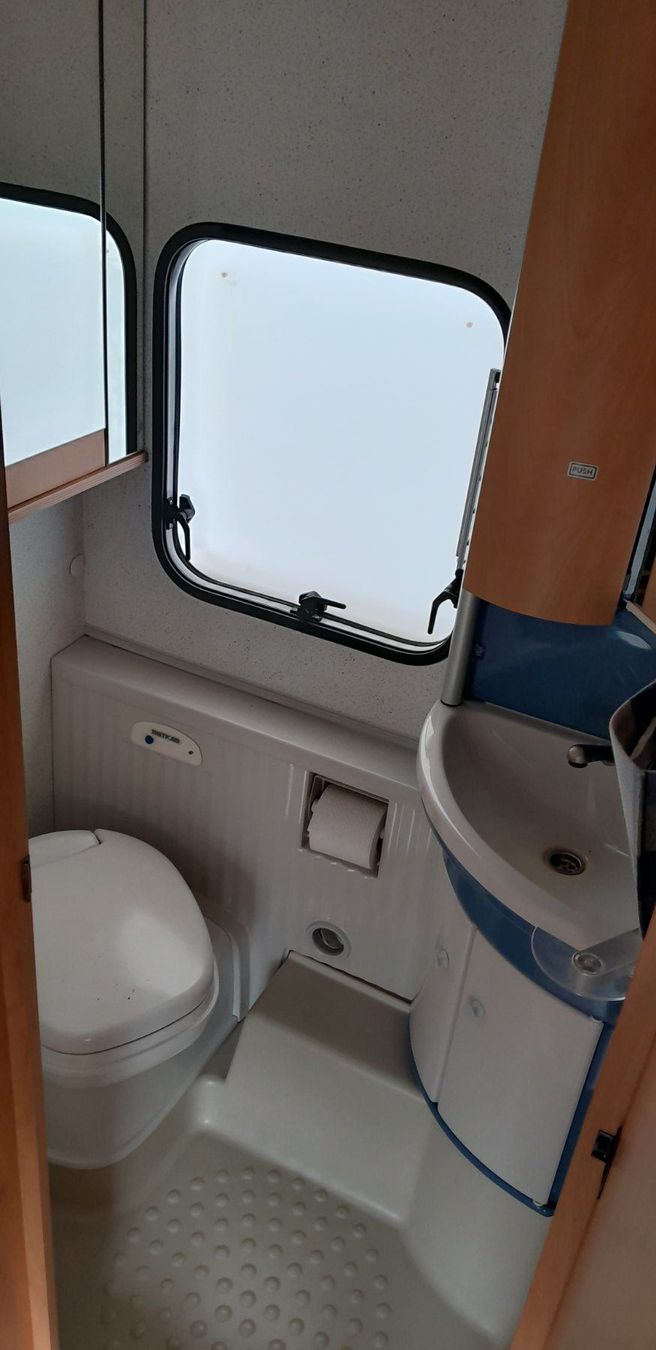 Anhänger: Wohnwagen Bürstner Ventana 490 TK – Gebraucht aus Beromünster von  3