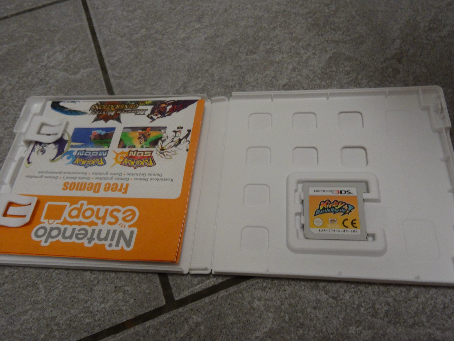 Nintendo Giochi: Kirby Battle Royale - Nintendo 3DS – Usato da Olten venduto da Disc-Ausverkauf 1