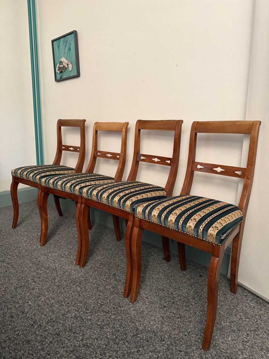 Stühle: 4 Stuehle, Antik Stil, Holz, Biedermeier – Gebraucht aus Unterseen von Excalibur2