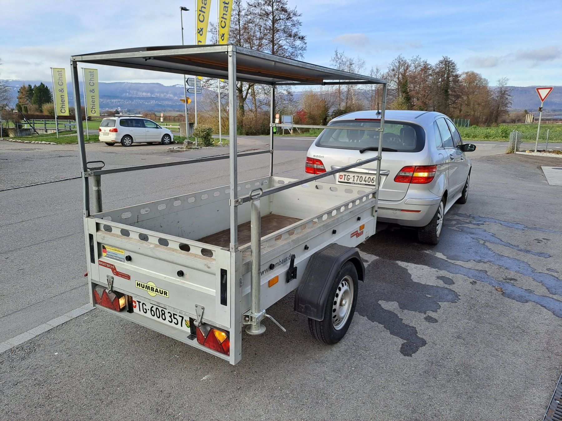 Humbaur Rimorchi: Tages-Miete Anhänger mit Blache Humbaur – Usato da Sirnach venduto da AVO_8370_Sirnach 4