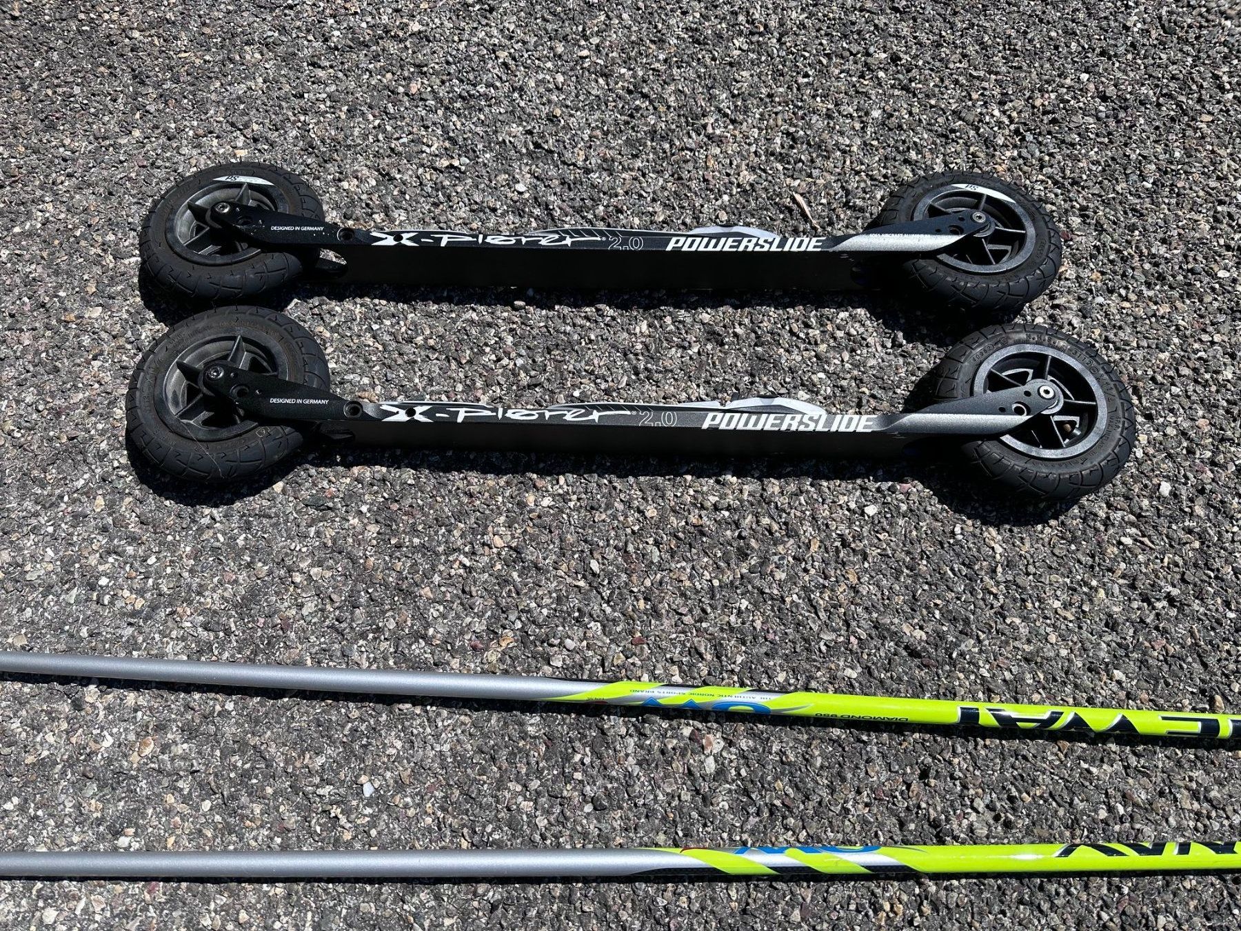 Sci: Rollski Skating Powerslide mit Bindung und Stöcke 160 cm – Usato da Schmerikon venduto da Hubas9