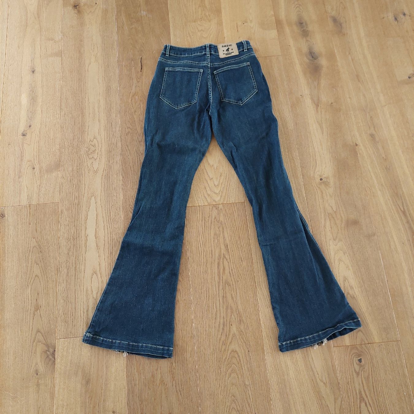 Jeans: Flared Jeans Pleasure Mode, praktisch neu – Nuovo (secondo la descrizione) da Fehraltorf venduto da fridolin024 1