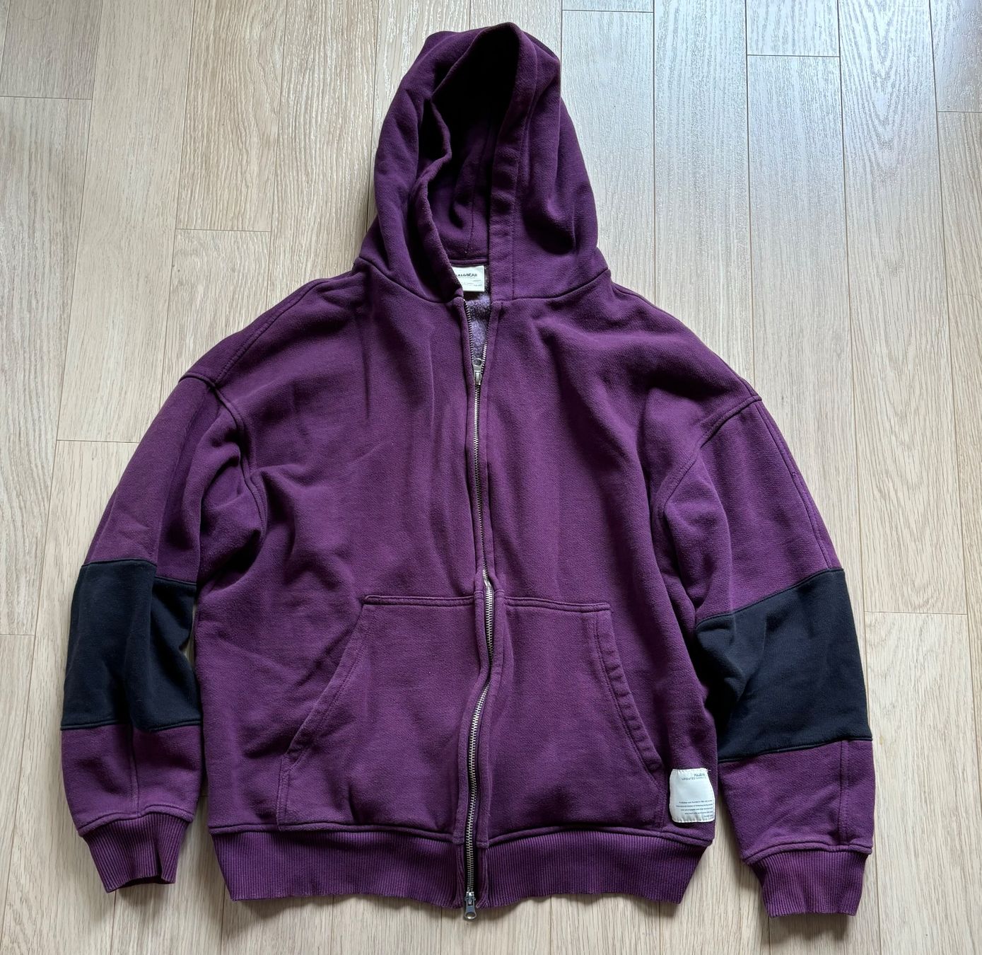 Pull&Bear Maglioni & Felpe: Pull & Bear Pullover mit Kapuze & RV Gr. M | Gebraucht – Usato da Suhr venduto da twt_gb7n