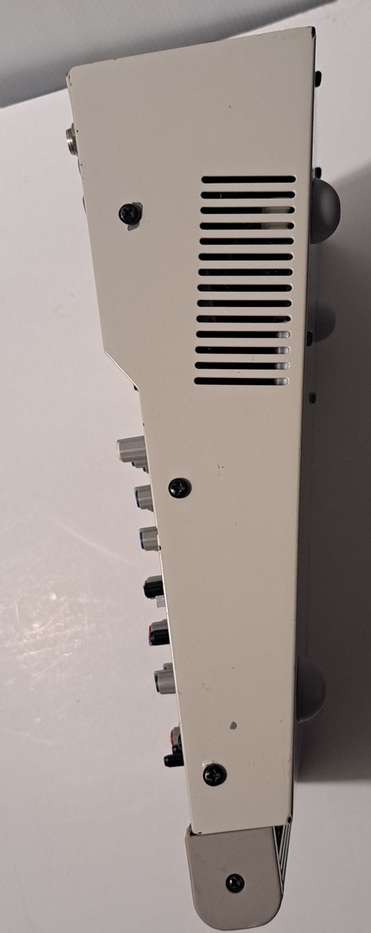 Strumenti musicali: Wharfedale pro r200 mixer – Usato da Biel/Bienne venduto da Sasha4u 2