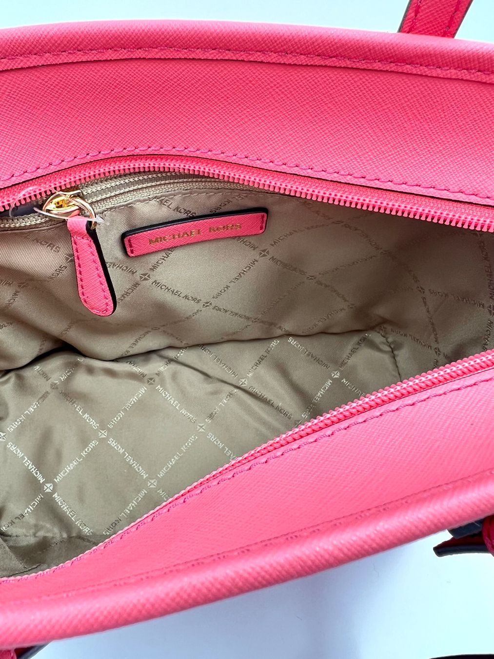Michael Kors Sacs femmes: Michael Kors Tasche tea rose – Neuf avec emballage d'origine à Wiedlisbach par Sistershop 3