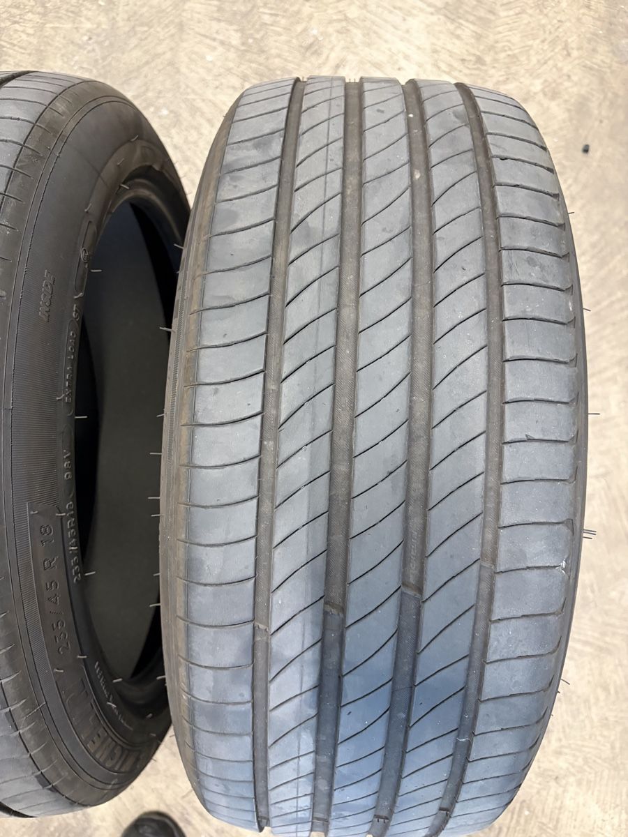 Pneumatici & Ruote complete: 235/45/18 sommerpneu michelin tesla – Usato da Muri AG venduto da Rubich