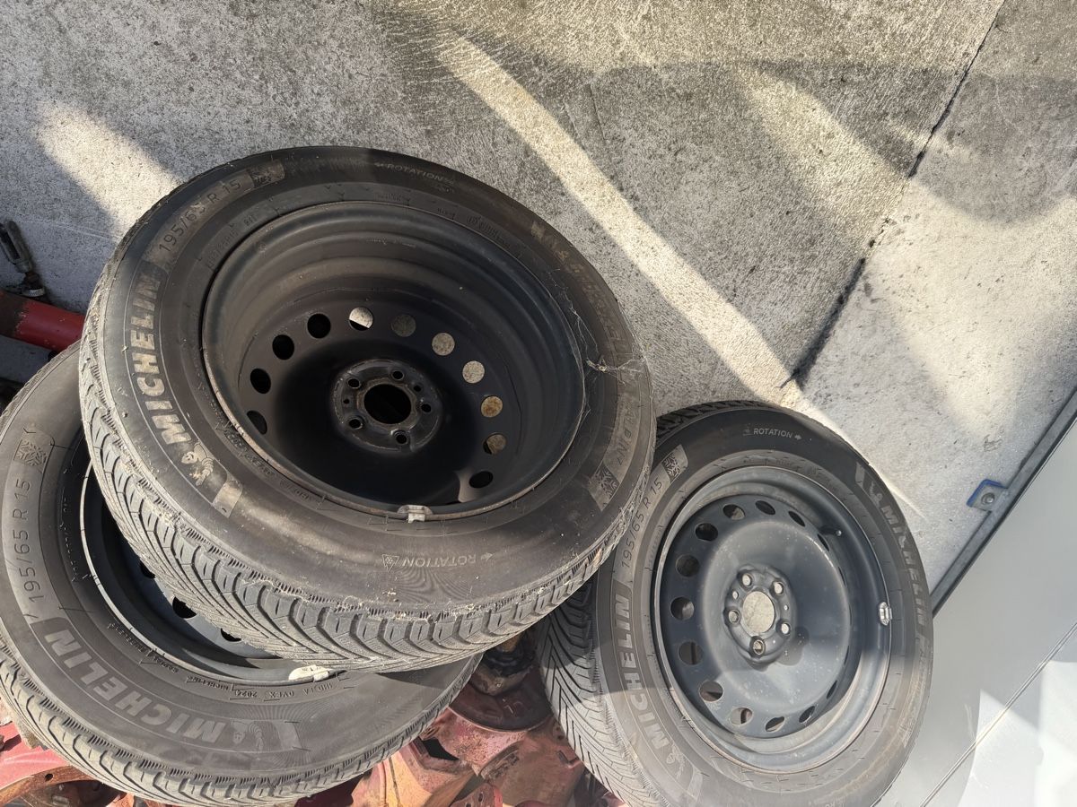 Pneumatici & Ruote complete: Fiat Tipo Winterreifen  – Usato da Speicher venduto da RR26 3