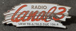 U942 - Schmid Müller SWISS Made Design Pin Radio Canal 3