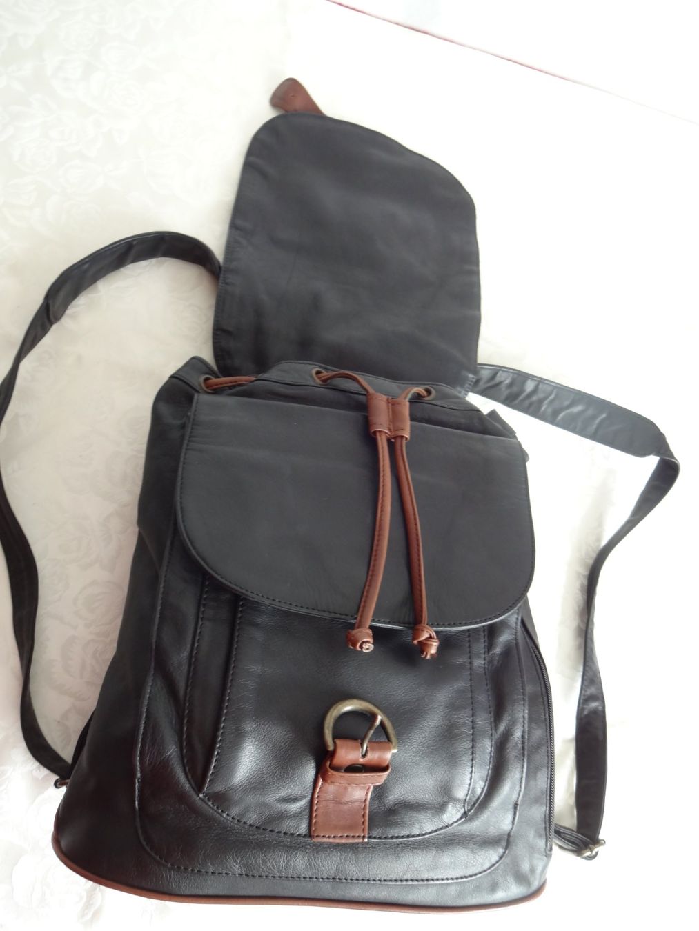 Bree Zaini: Orig. ""B R E E"" Echtleder Rucksack – Usato da Frauenfeld venduto da Jahy 3