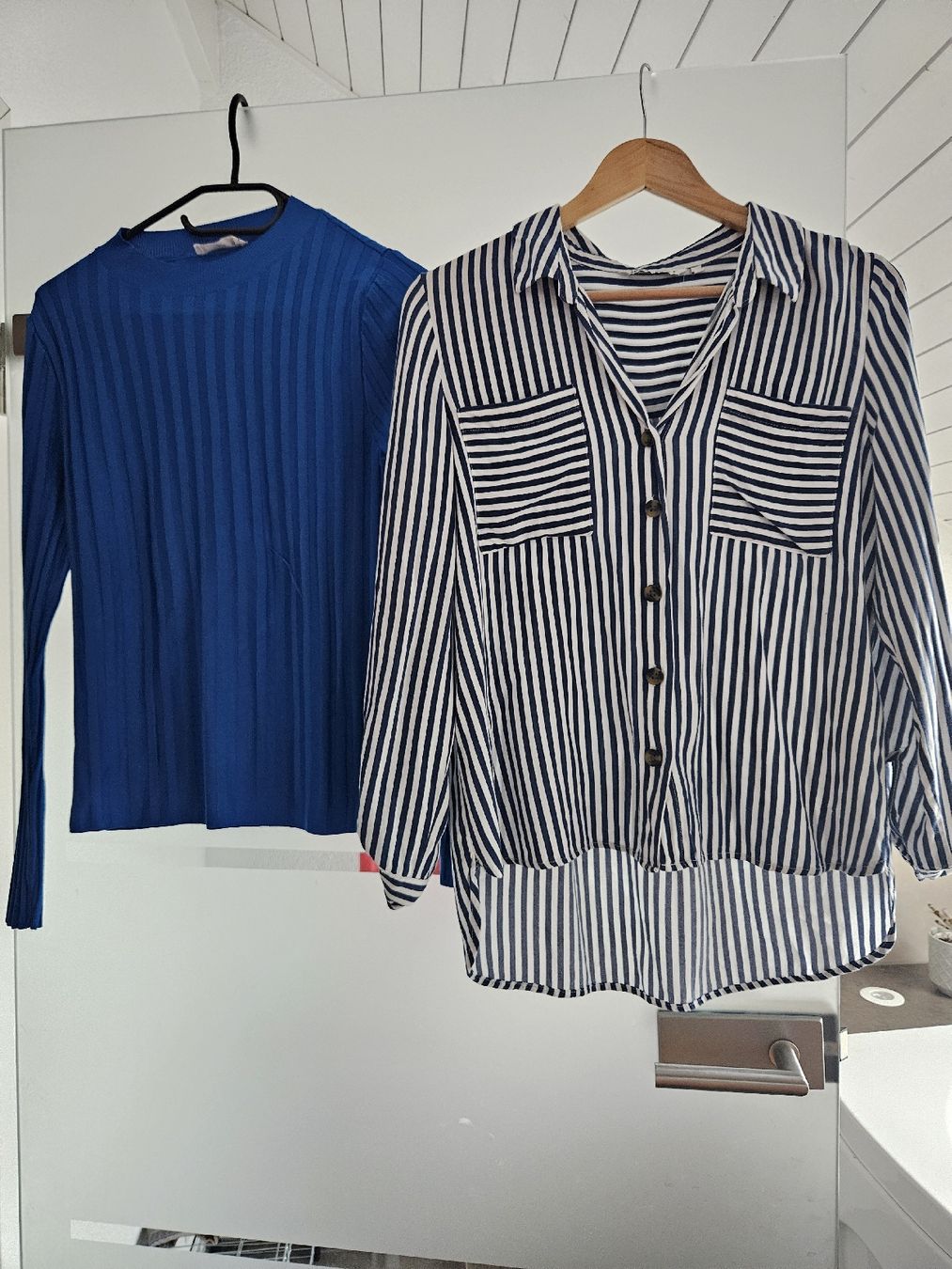 Only Blusen: Bluse und Langarmtshirt Gr.M – Gebraucht aus Niederwil AG von marciag