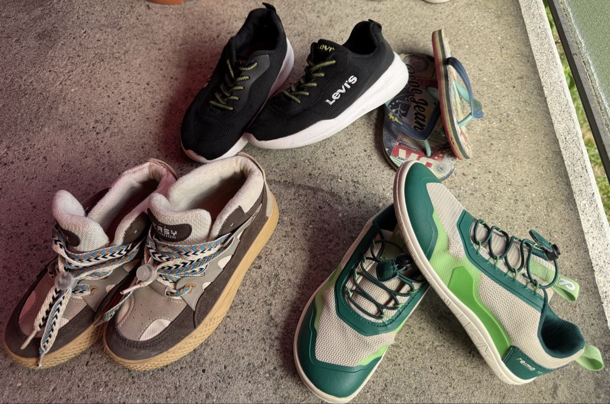 Reima Chaussures garçon: Kinderschuhe Set Gr. 34/35 – D'occasion à Zürich par iry_9mbn 6