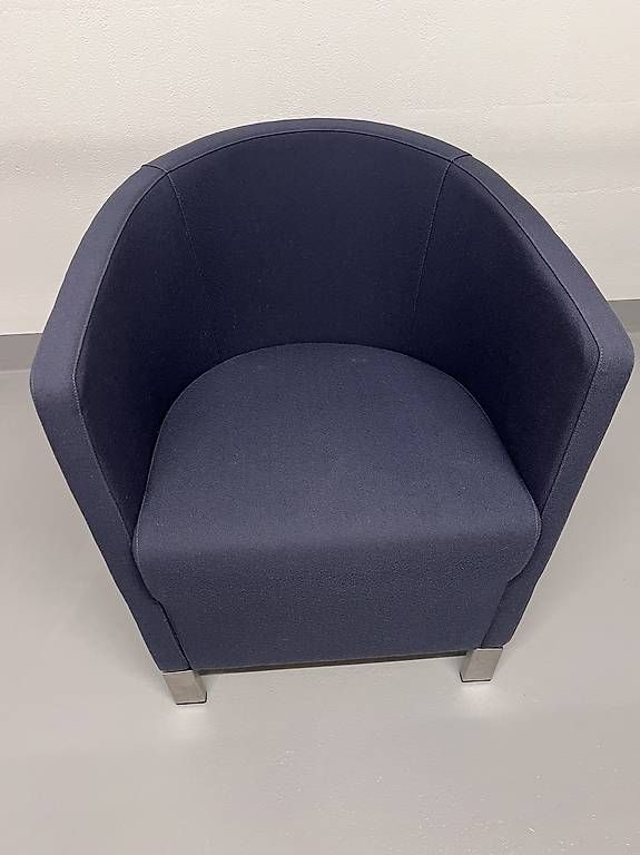 Poltrone: Designerstuhl grau – Usato da Winterthur venduto da TopGun9 2