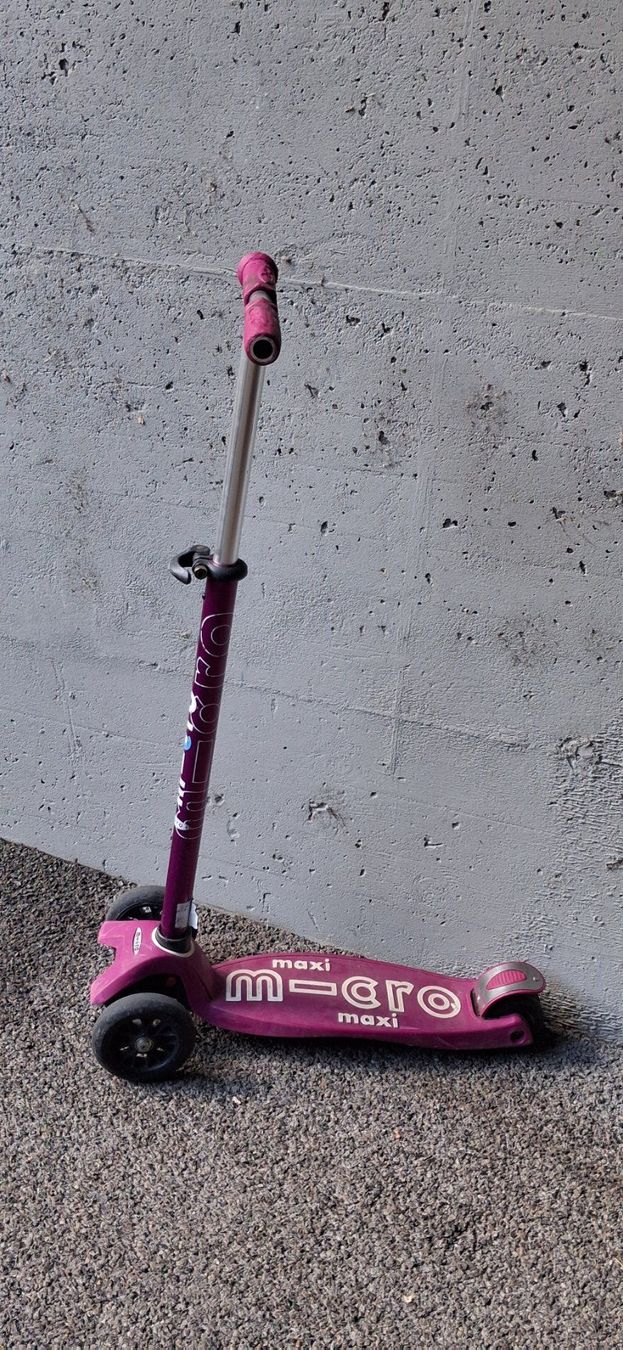 Micro Véhicules pour enfants: Micro Maxi scooter/trotti lila – D'occasion à Bern par KavIndustries 1