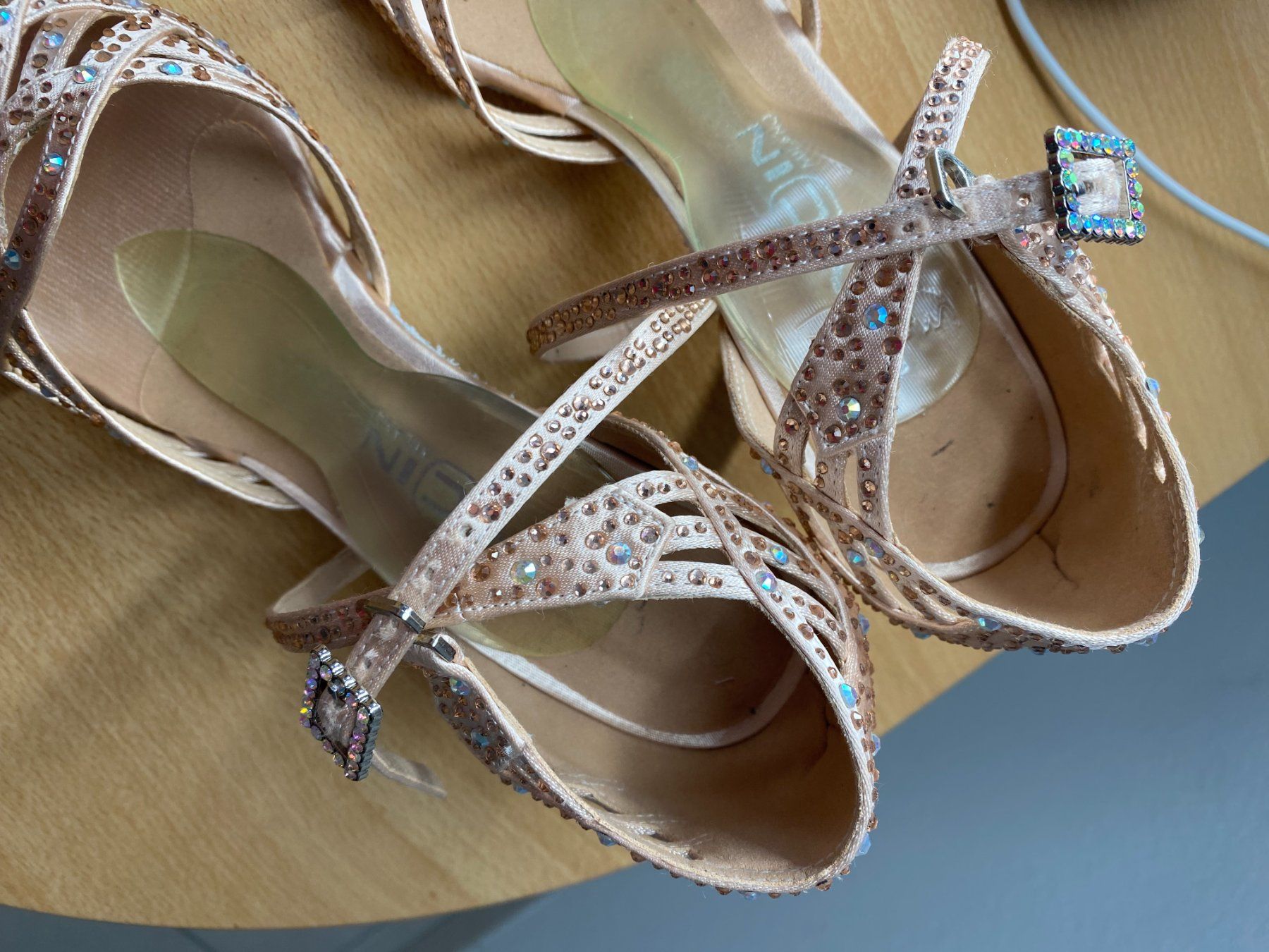 Scarpe da donna: Tanzschuh Dancing Milano  Damen Grösse 40 – Nuovo (secondo la descrizione) da Zürich venduto da Gemi 4