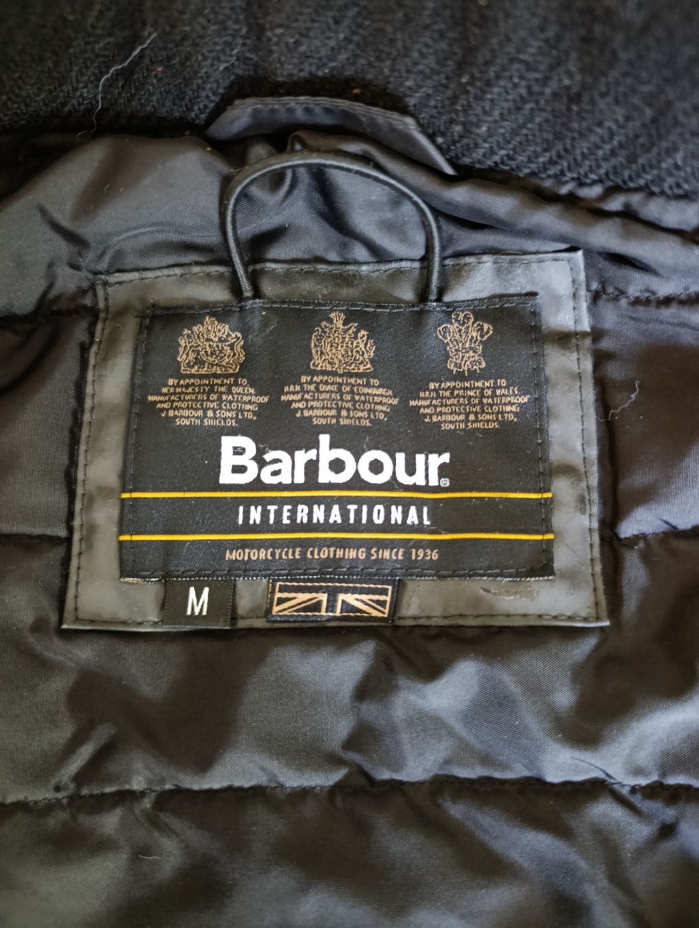 Barbour Vestes: VESTE BARBOUR NOIR M – D'occasion à Sierre par shirley04 4