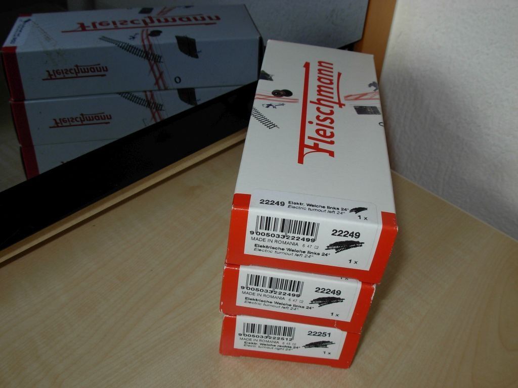 Fleischmann Modellini di ferrovie: N: 4 x elektr. Weichen Fleischmann – Nuovo (secondo la descrizione) da Oberrieden venduto da Hobbyschiff