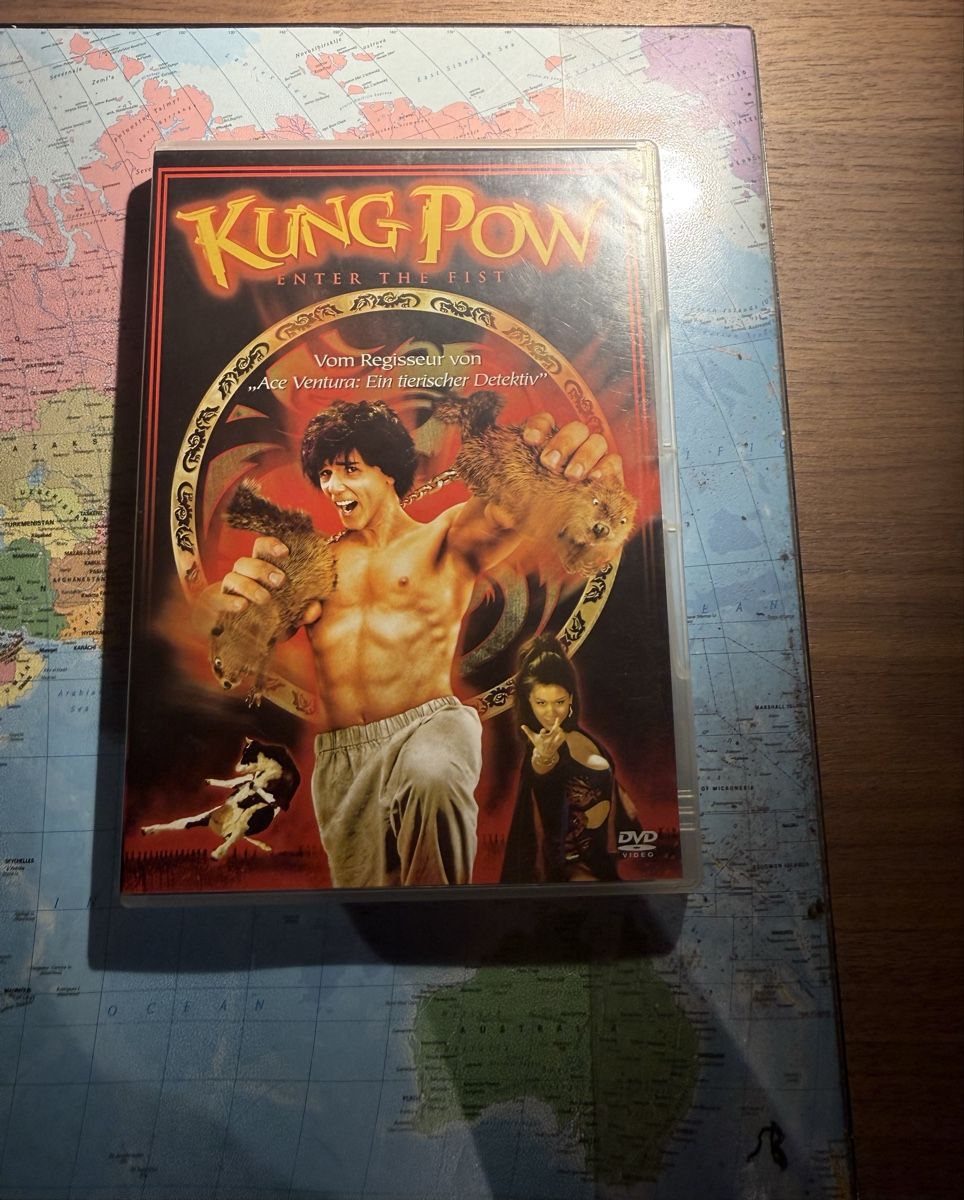 Tutti i DVDs: Kung Pow Enter the Fist DVD  – Usato da Flaach venduto da Filmklopper87
