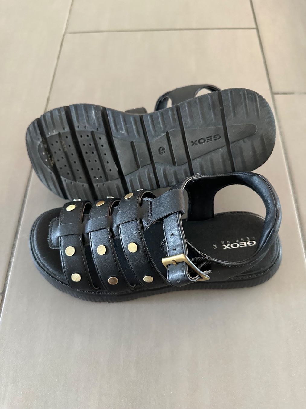 Geox Chaussures filles: Geox respira Mädchen Sandale Gr. 35 – D'occasion à Uetikon am See par sambasan 3