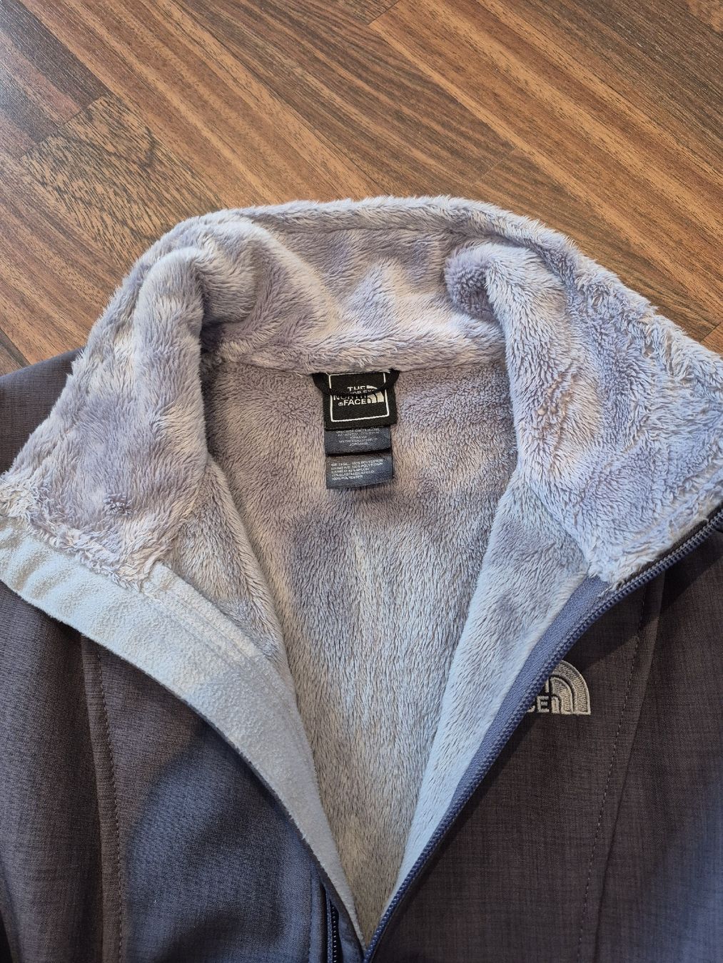 North Face Jacken: THE NORTH FACE Jacke – Gebraucht aus Gerlikon von 60Riheru 1