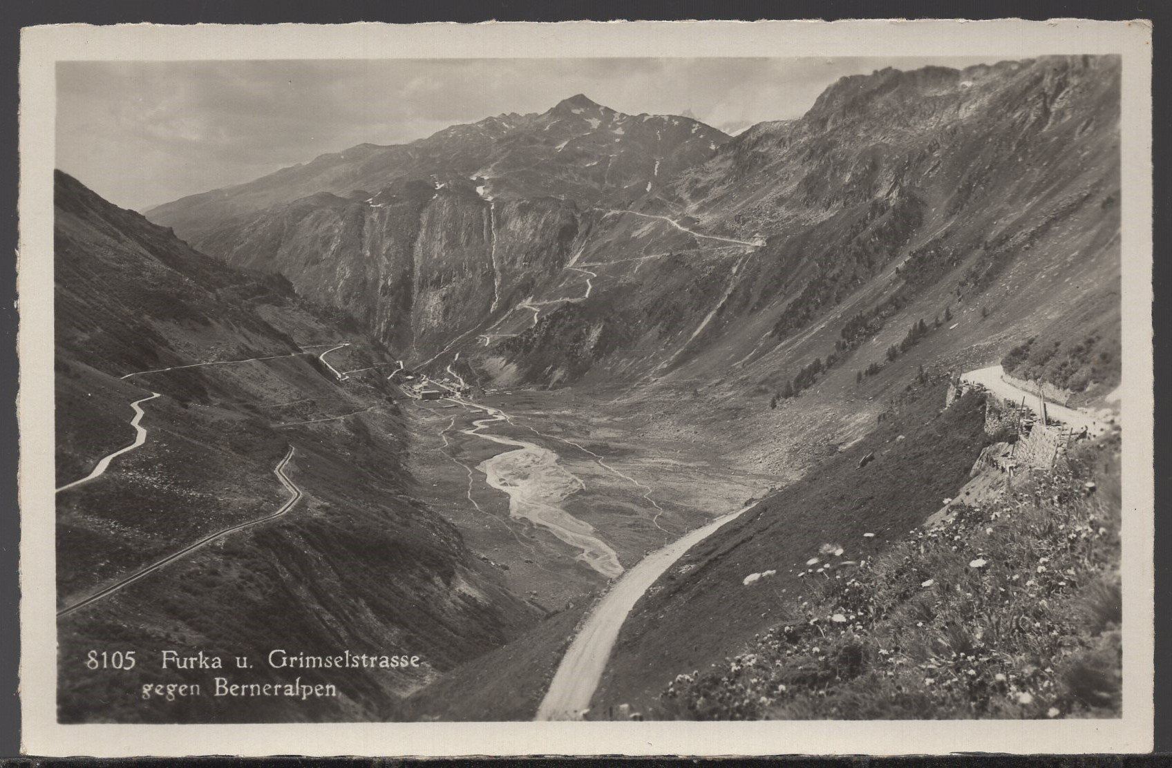 Cartoline postali: Furka u. Grimselstrasse  gegen Berneralpen – Usato da Aarau venduto da kufi44