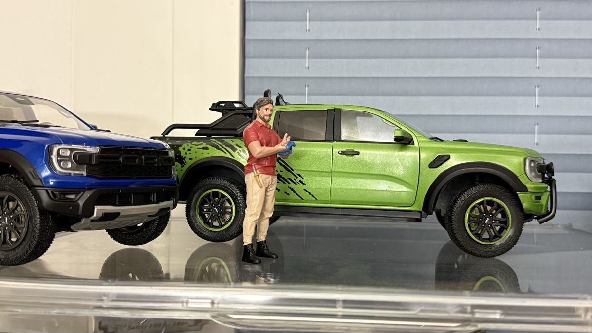 Ford Voitures modèles: Ford Ranger  gruen  1:18 – Neuf (Voir description) à Basel par Zomeg 8