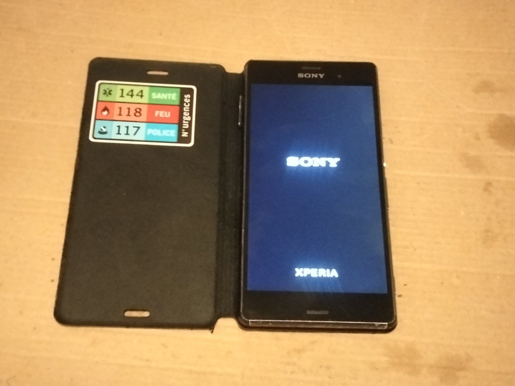 Sony Telefoni cellulari / Smartphones: Android Smartphone: Sony Xperia Z3 D6603 Touch defekt – Difettoso da Winterthur venduto da Opusco