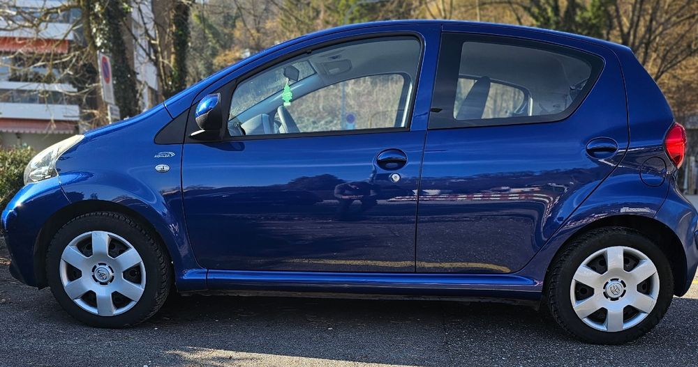 Toyota Automobili: TOYOTA AYGO 1.0 (70'000 KM) frisch Ab Mfk und Service – Usato da Trimbach venduto da RaaK