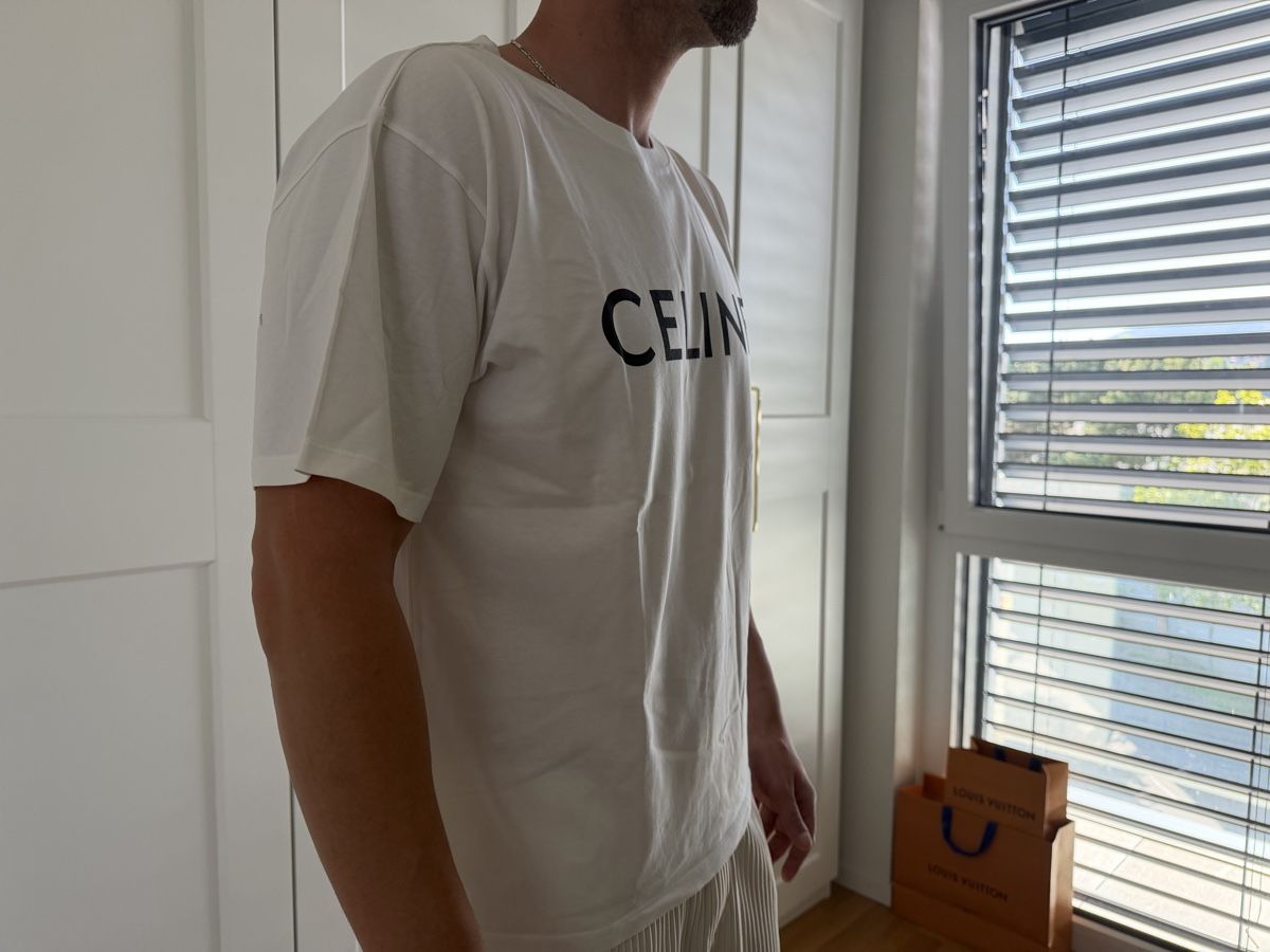 T-shirt: CÉLINE Xl Oversized – Usato da Cortaillod venduto da auraya22 1
