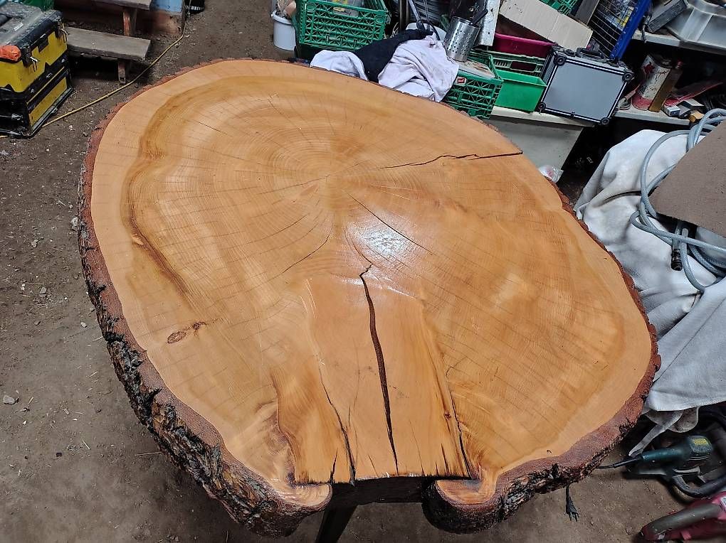 Tische: Table ronde rustique en bois massif – Gebraucht aus Troinex von David-Bonhomme