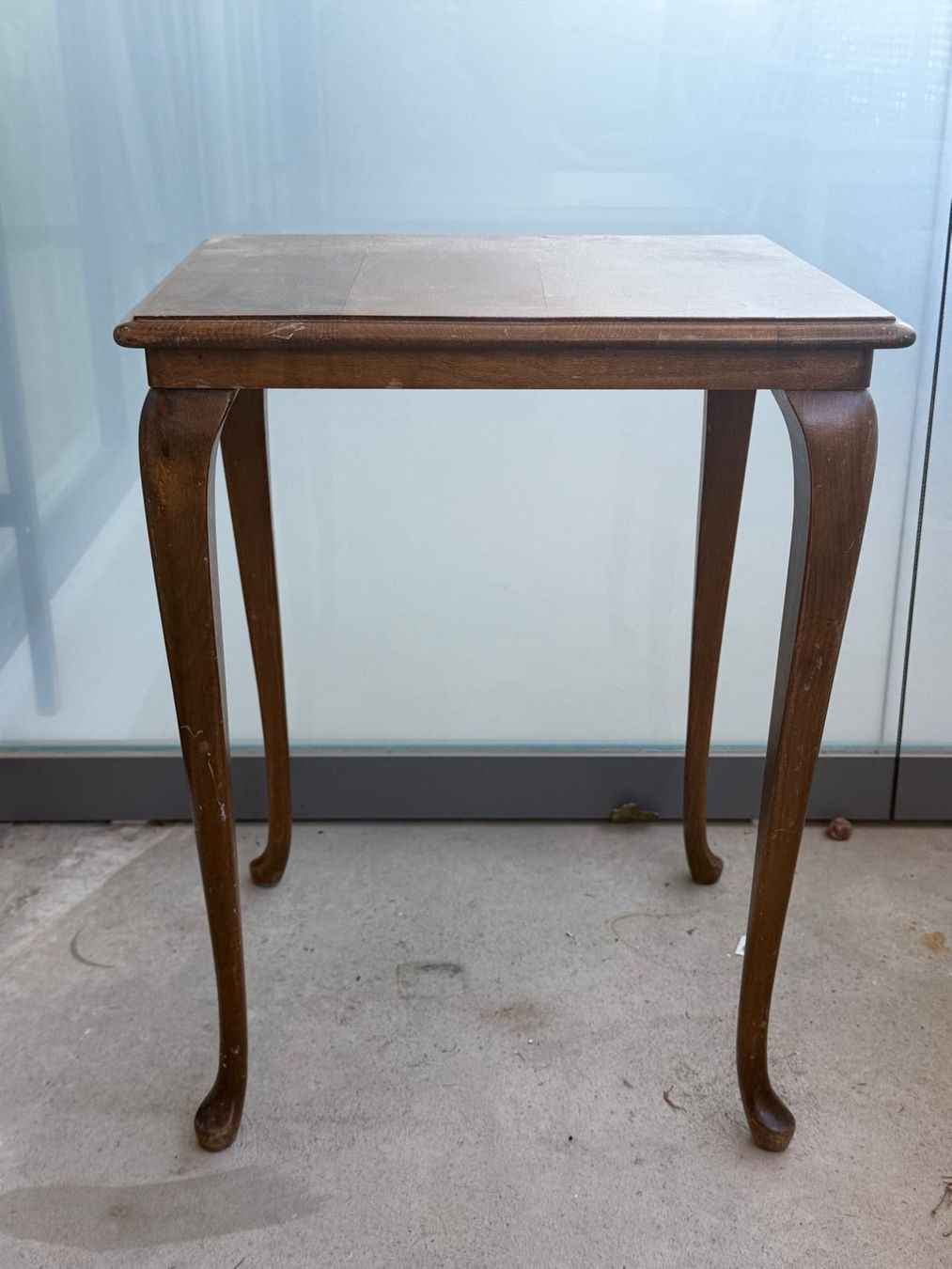 Tische: Biedermeier Holztisch – Gebraucht aus Ipsach von Besos