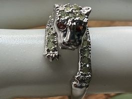 Tiger Ring in SS mit Peridots Gr.55.5
