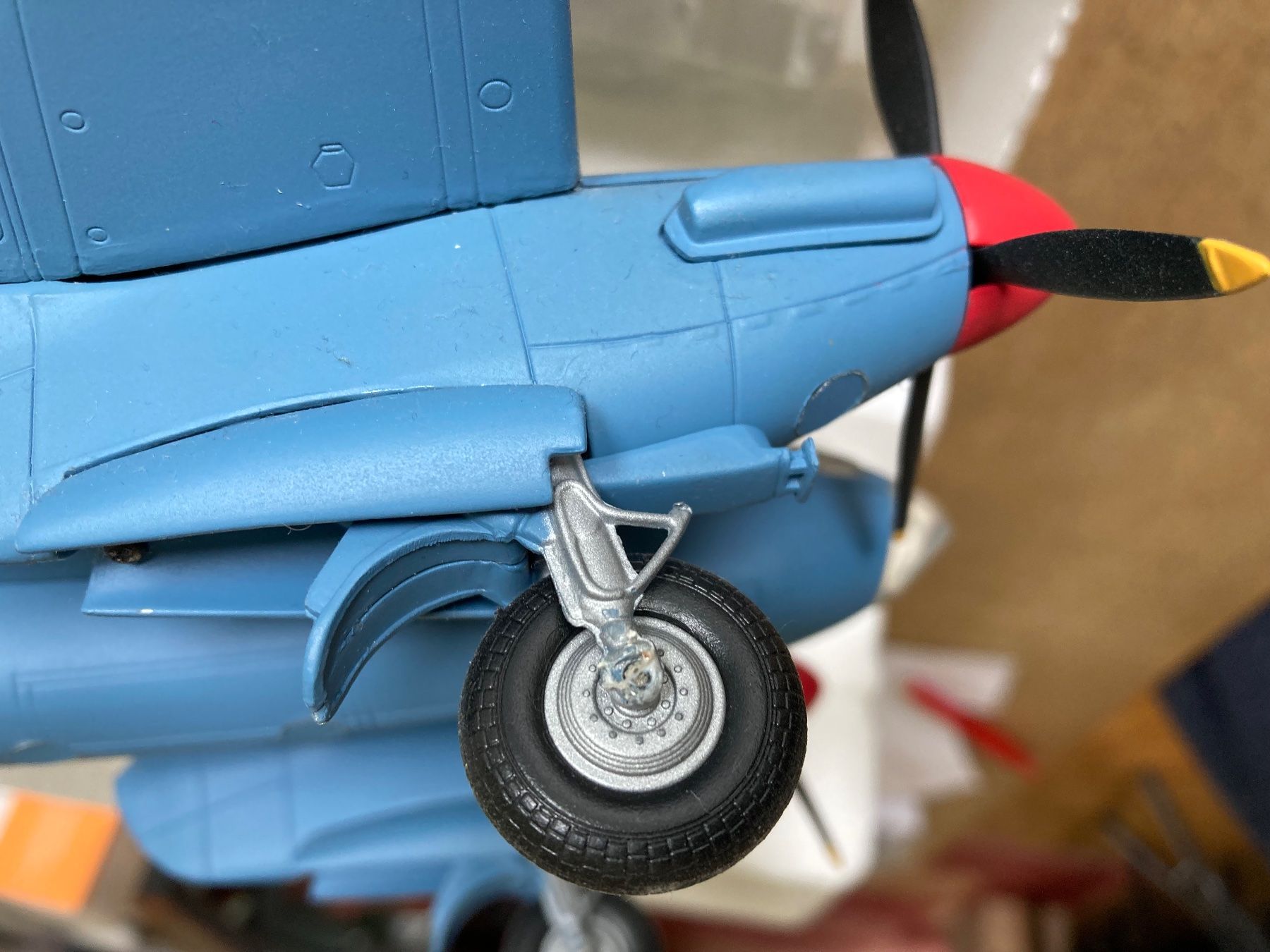 Franklin Mint Kit di modellismo & Modellini statici: Franklin Mint Armour Die-Cast D.H.Mosquito hellblau – Usato da Zürich venduto da Ghostdog64 4