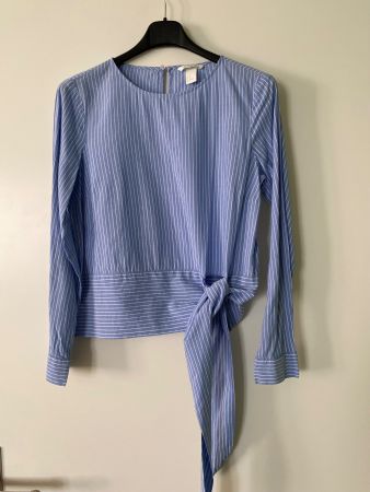 H&M Bluse gestreift Gr. 36 hellblau/weiss - Top Zustand!