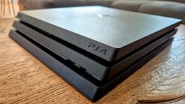 PS4 Pro 1TB CUH-7216B