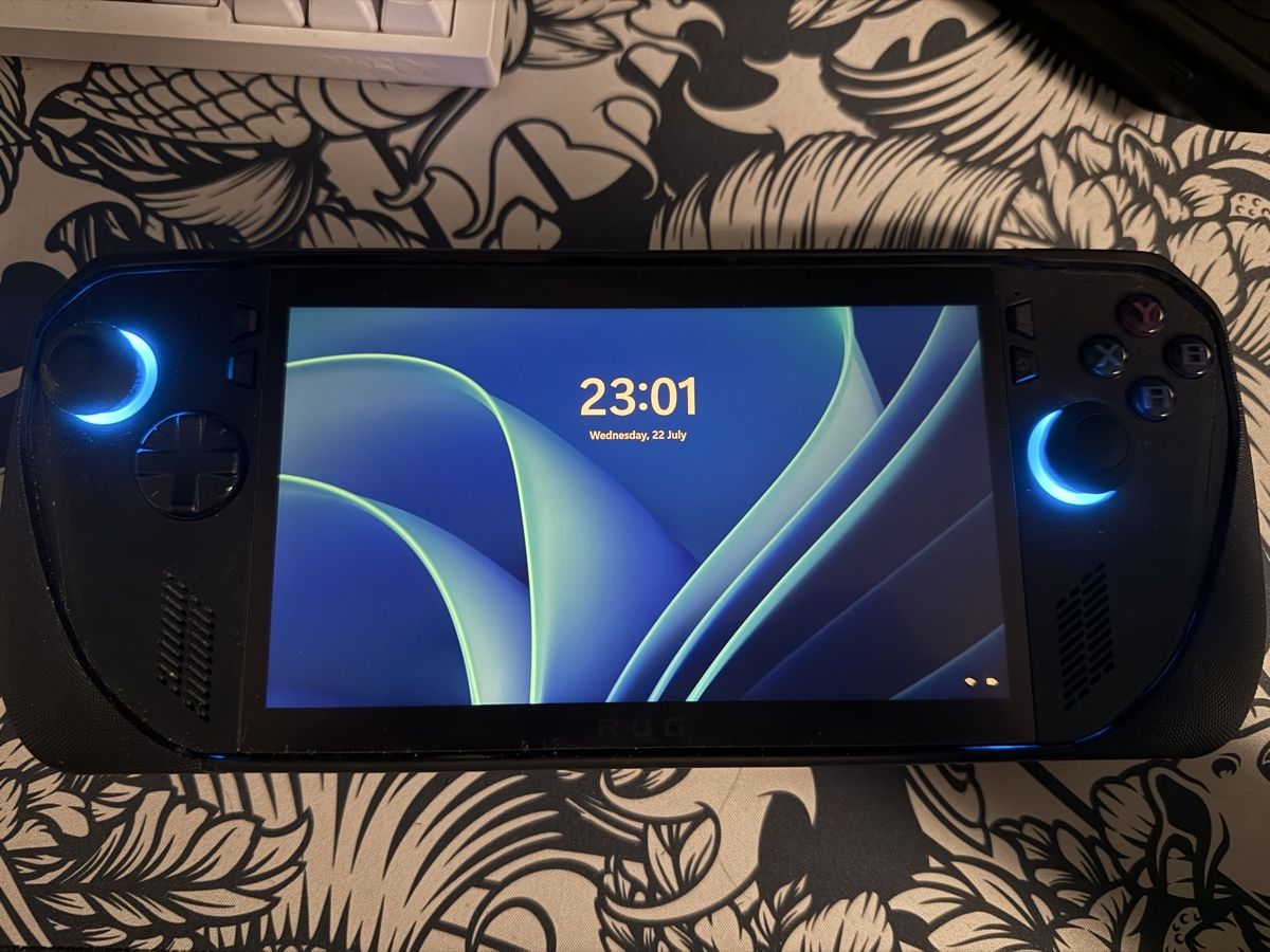 Asus Konsolen: ASUS ROG Ally X Handheld set – Neu (gemäss Beschreibung) aus Schlieren von esh_s55d